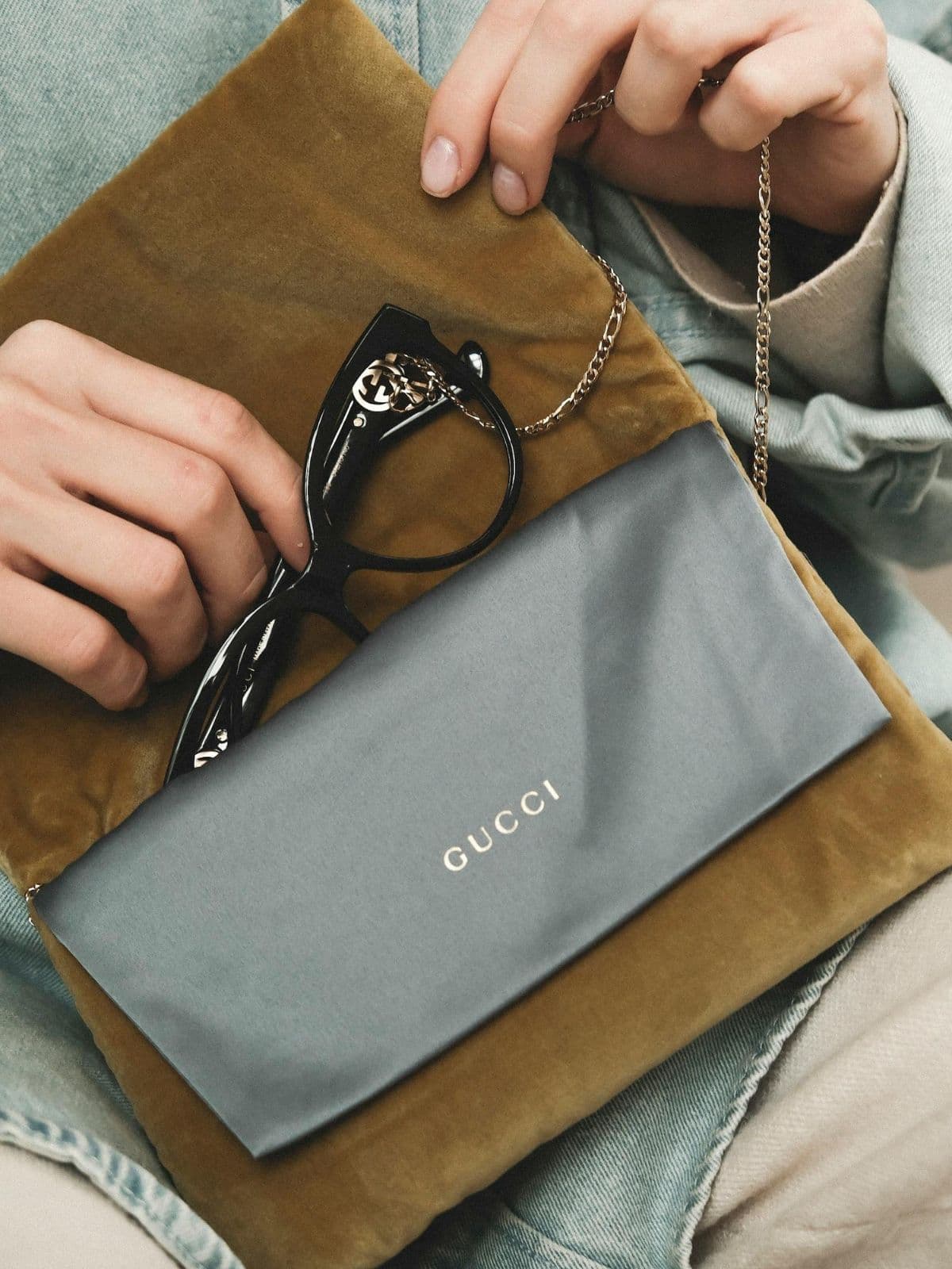 El auge del bolso vintage: por qué los iconos de los 2000 se están agotando